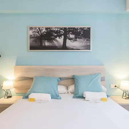Zurriola - Beachside Comfort Apartment